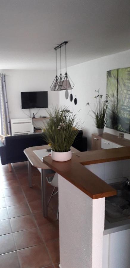 Charmante Dans Village Naturiste Leucate