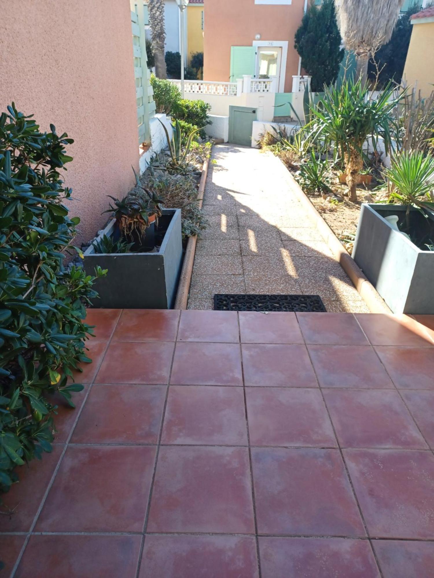 Charmante Dans Village Naturiste Villa